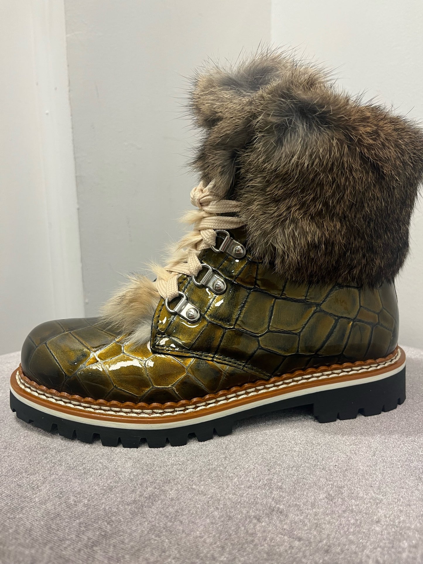 La Thuile 957 Short Boot