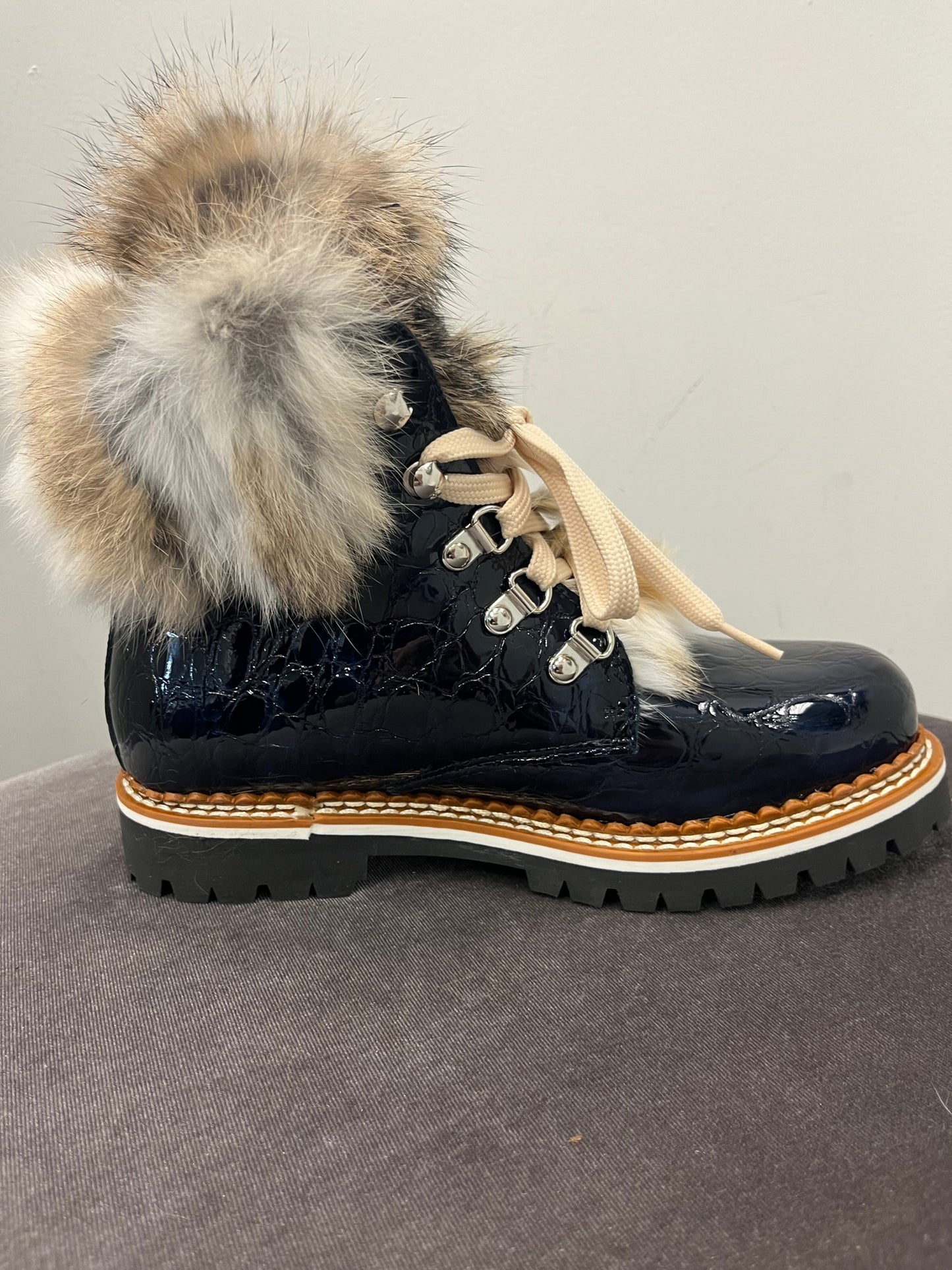 La Thuile 957 Short Boot