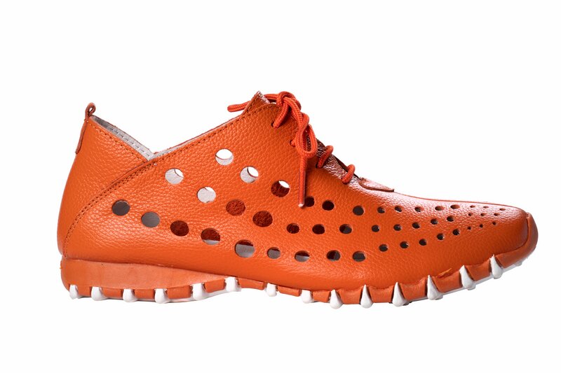 Litfoot Lace Up Sneaker