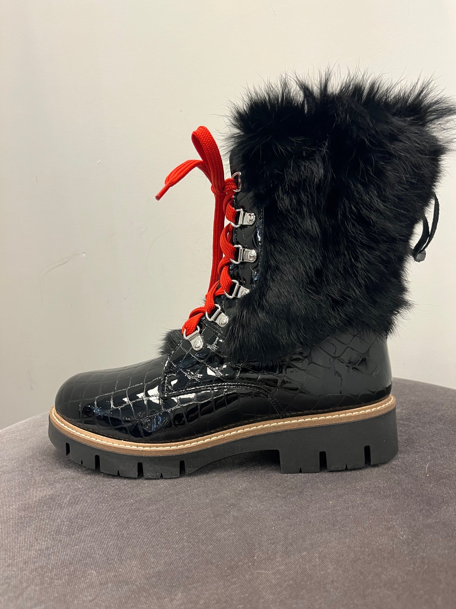 Tall black clearance fur boots