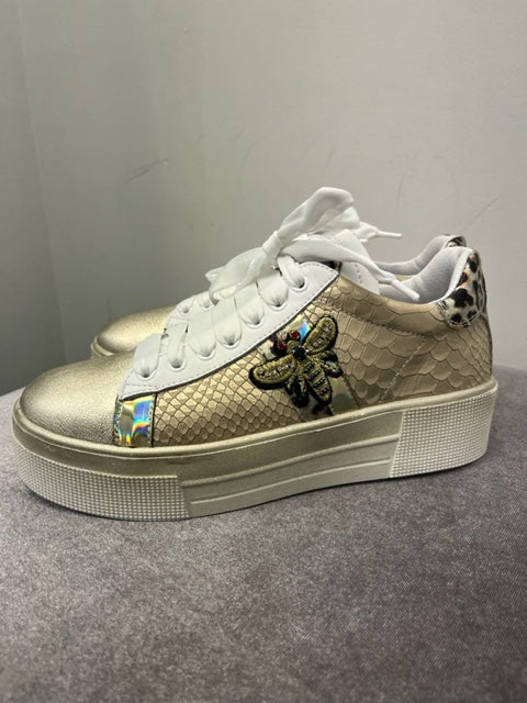 NiS Bee Sneaker